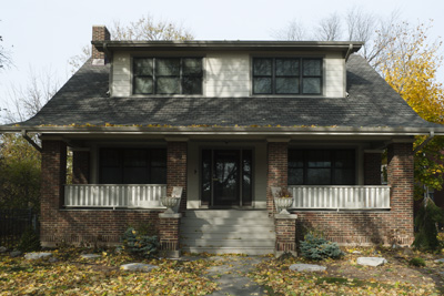2216 Pratt