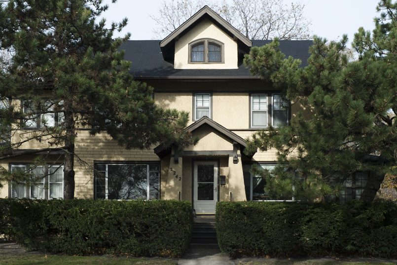 2242 Pratt